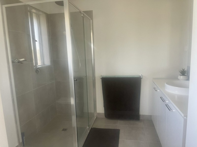 Clyde North VIC 3978