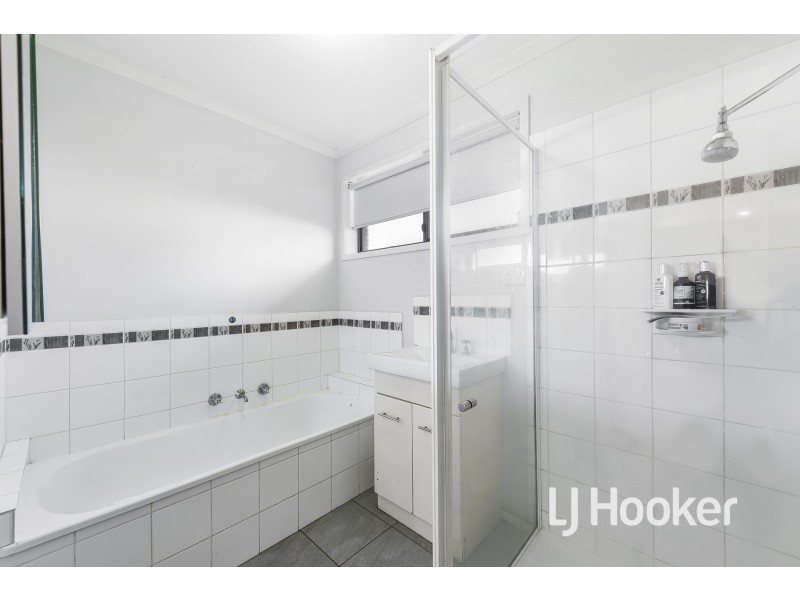 66 Raisell Road, Cranbourne West VIC 3977