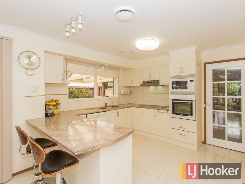 11 Roma Avenue, Cranbourne VIC 3977