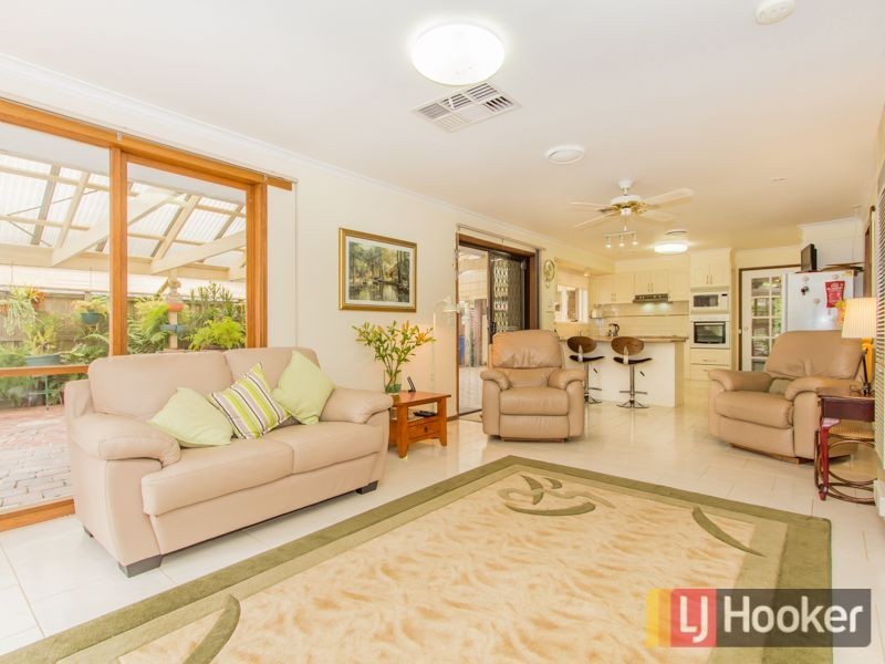 11 Roma Avenue, Cranbourne VIC 3977