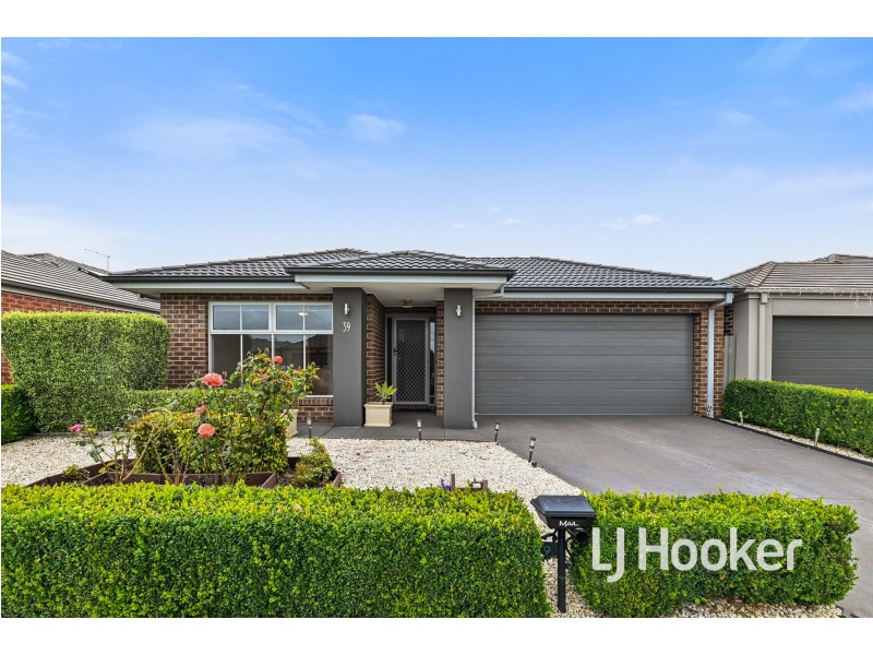 39 Cortula Road, Cranbourne East VIC 3977