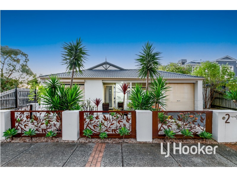 2 Parkside Mews, Cranbourne West VIC 3977