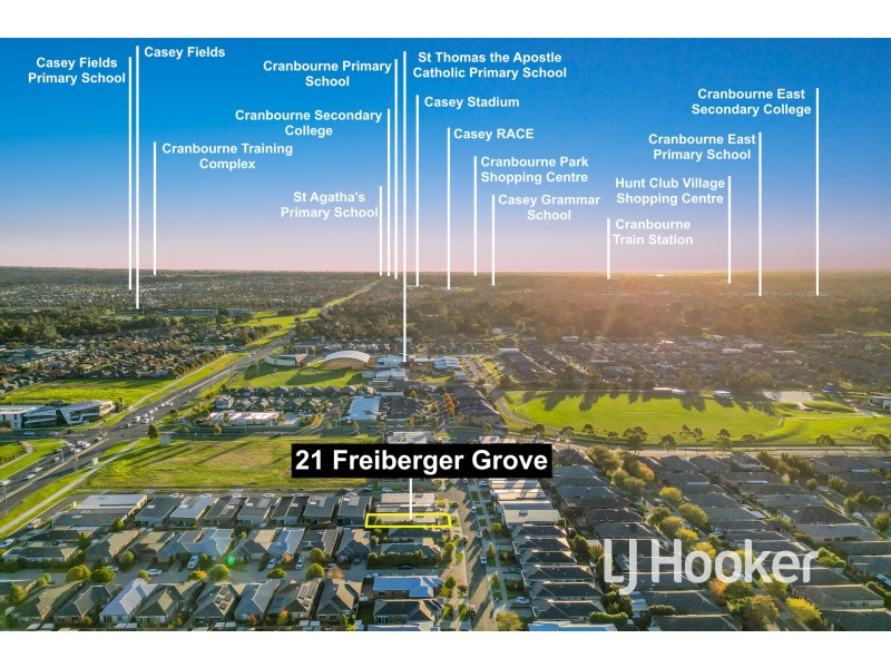 21 Freiberger Grove, Clyde North VIC 3978