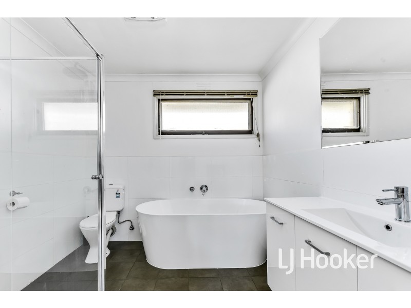 7 Murray Court, Cranbourne VIC 3977