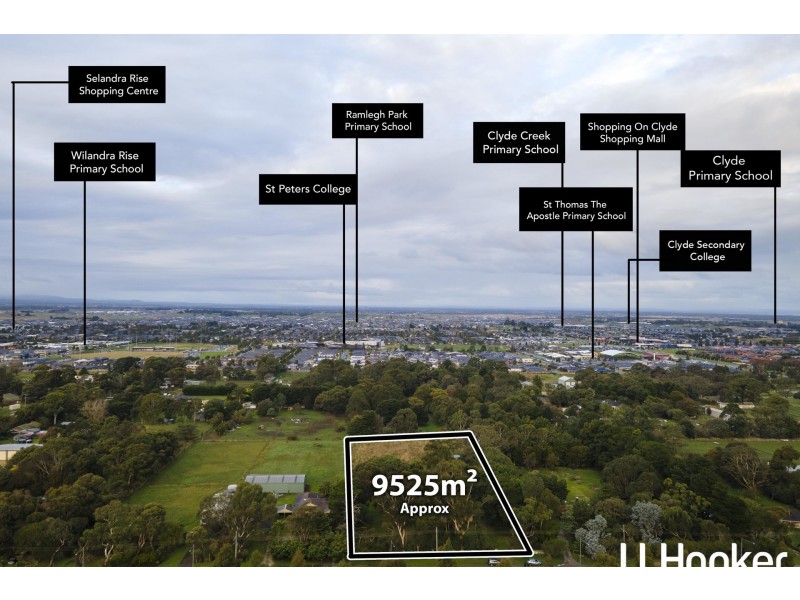 14 Mayfield Road, Cranbourne East VIC 3977