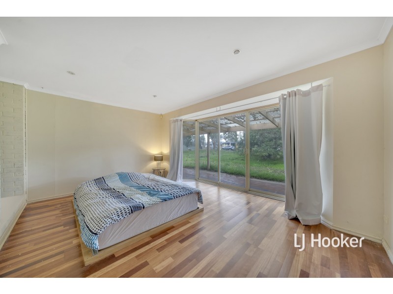14 Mayfield Road, Cranbourne East VIC 3977