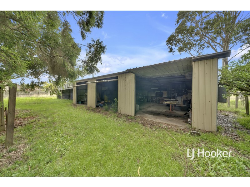 14 Mayfield Road, Cranbourne East VIC 3977