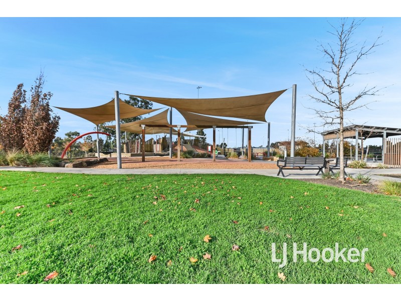 53 Banfield Place, Lyndhurst VIC 3975