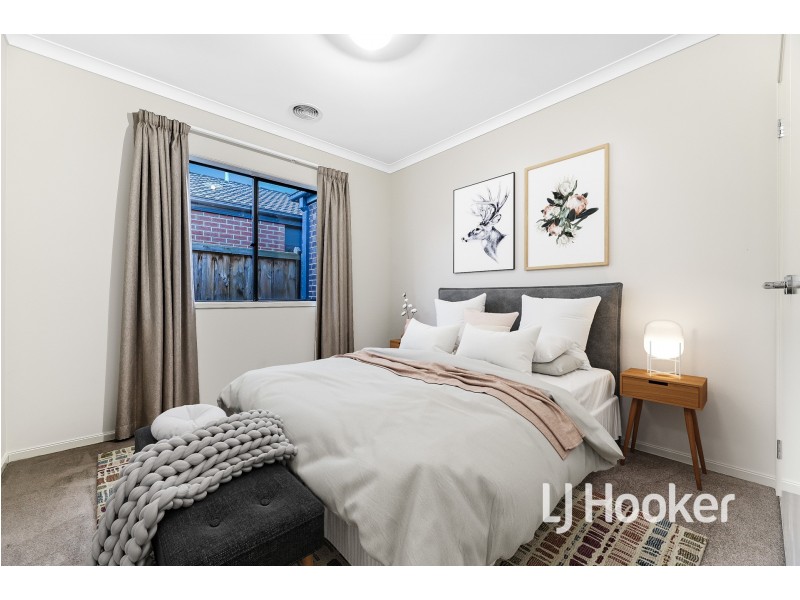 10 Shawshank Avenue, Clyde VIC 3978