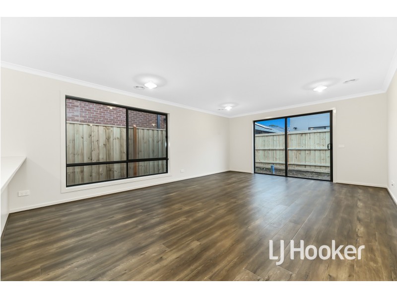 5 Rubato Street, Clyde VIC 3978