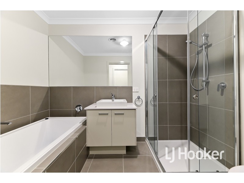 5 Rubato Street, Clyde VIC 3978