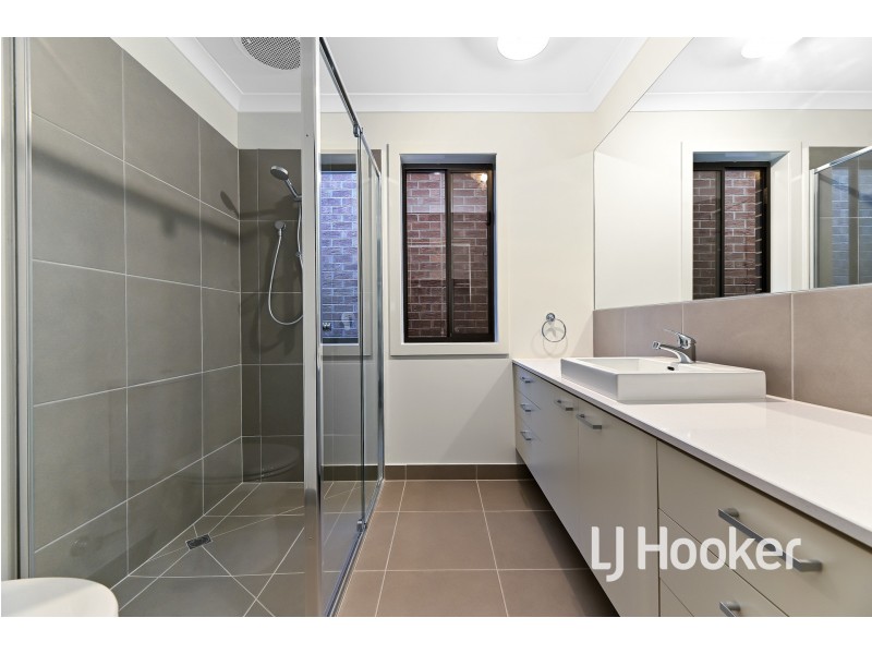 5 Rubato Street, Clyde VIC 3978