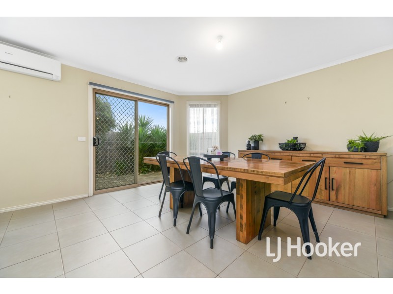 4 Montdami Way, Carrum Downs VIC 3201
