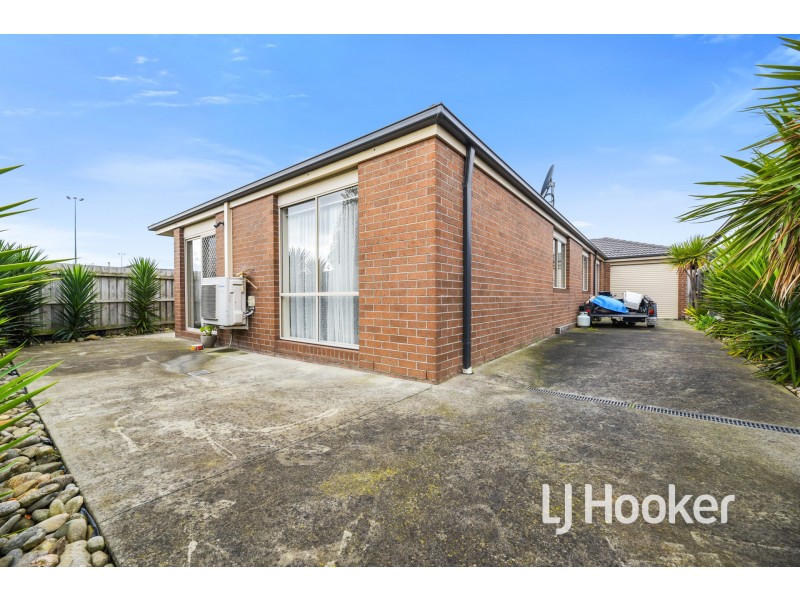 4 Montdami Way, Carrum Downs VIC 3201