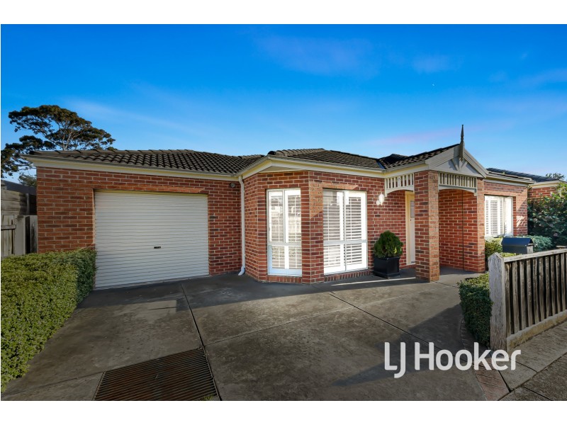 33 Scott Street, Cranbourne VIC 3977