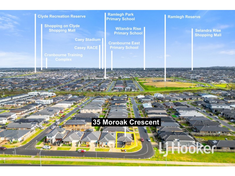35 Moroak Crescent, Clyde North VIC 3978