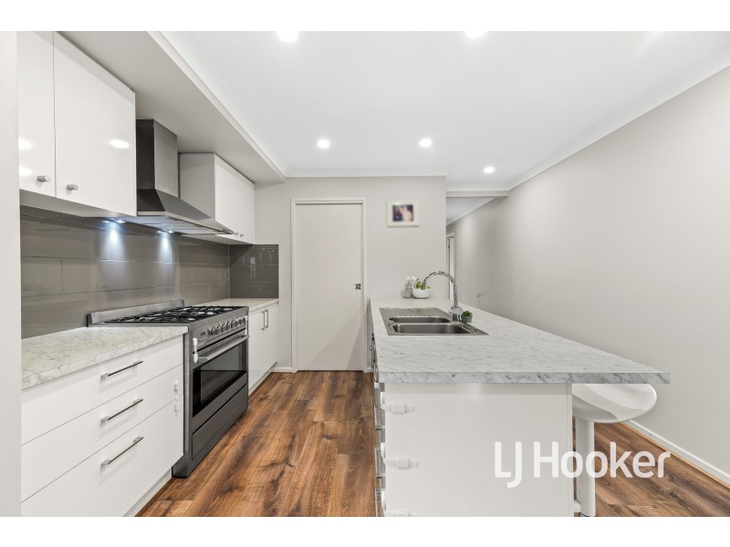 3 Freshman Avenue, Clyde VIC 3978