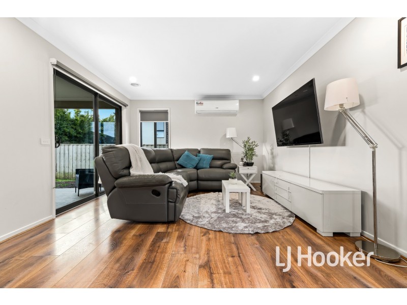 3 Freshman Avenue, Clyde VIC 3978