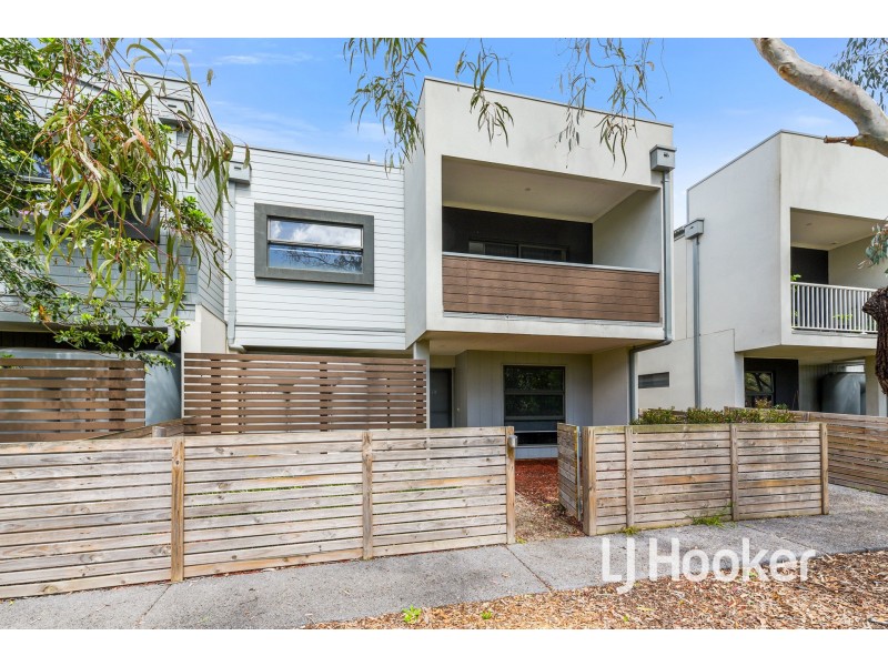 13 Allure Court, Frankston North VIC 3200