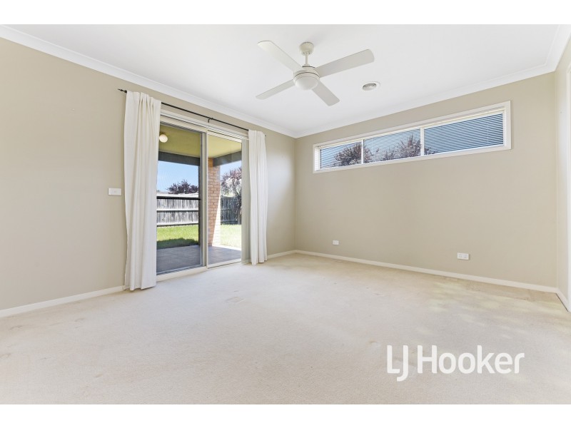 106 Brookwater Parade, Lyndhurst VIC 3975