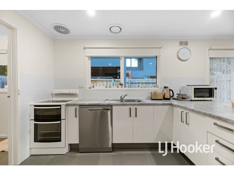 1/49 Loch Street, Cranbourne VIC 3977