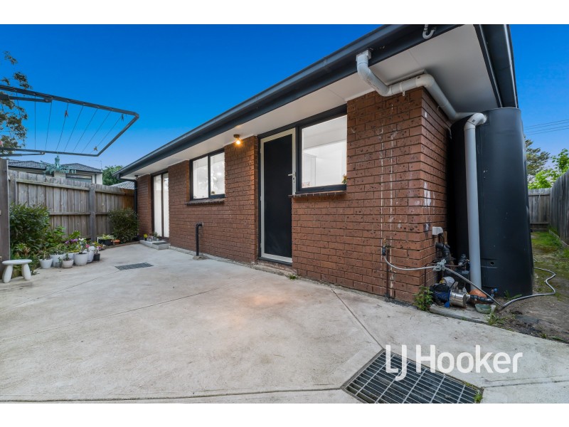 1/49 Loch Street, Cranbourne VIC 3977