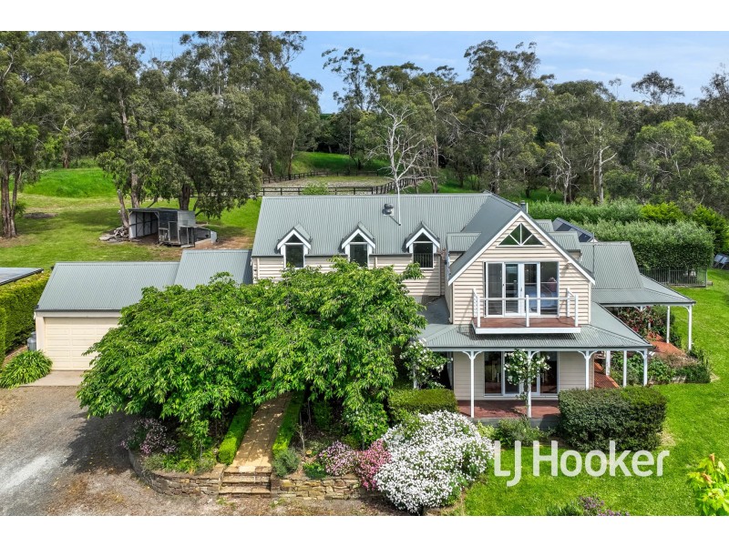 206-210 King Road, Harkaway VIC 3806