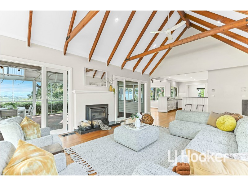 206-210 King Road, Harkaway VIC 3806