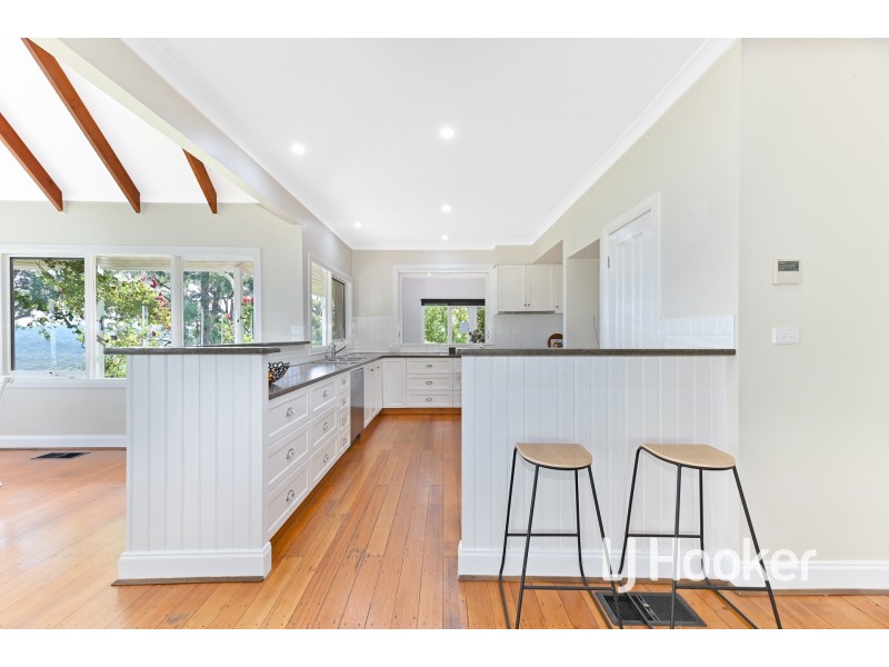 206-210 King Road, Harkaway VIC 3806