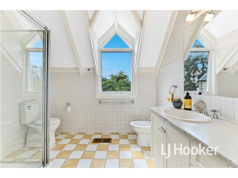 206-210 King Road, Harkaway VIC 3806