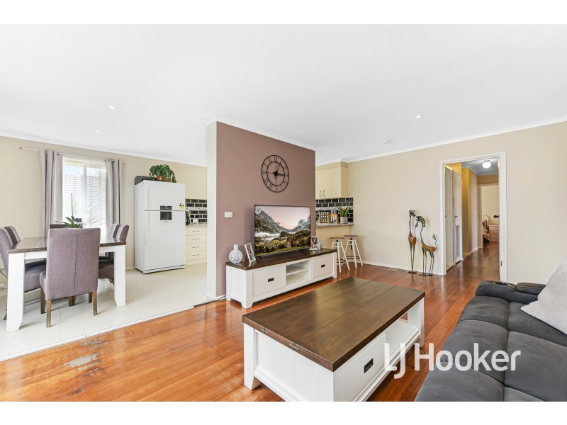 30 Taylor Street, Cranbourne VIC 3977