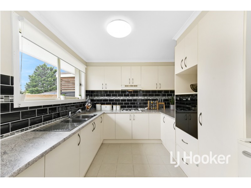 30 Taylor Street, Cranbourne VIC 3977