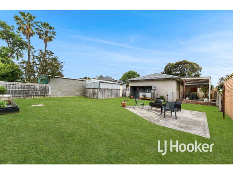 30 Taylor Street, Cranbourne VIC 3977