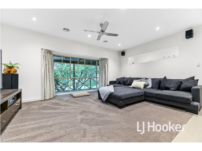 11 Harries Court, Narre Warren North VIC 3804