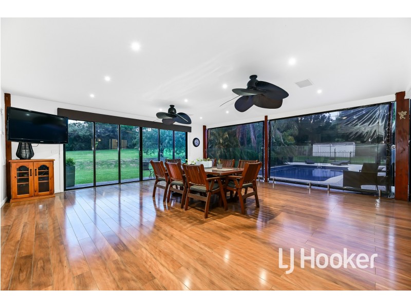 11 Harries Court, Narre Warren North VIC 3804