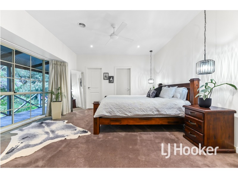 11 Harries Court, Narre Warren North VIC 3804