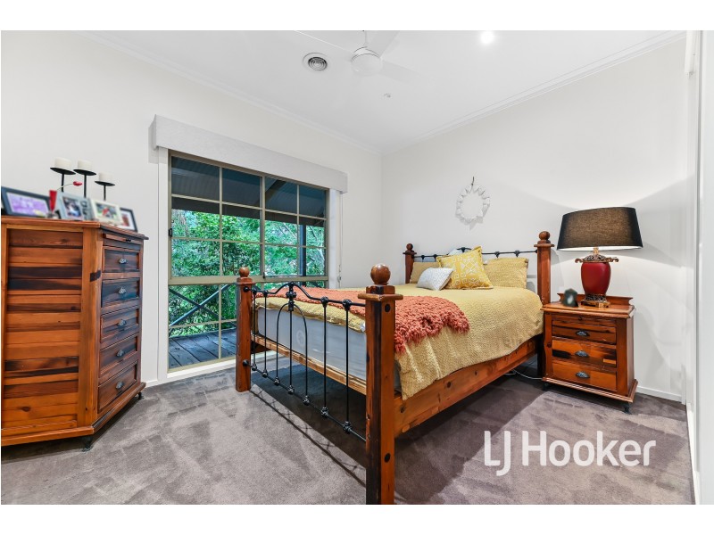 11 Harries Court, Narre Warren North VIC 3804