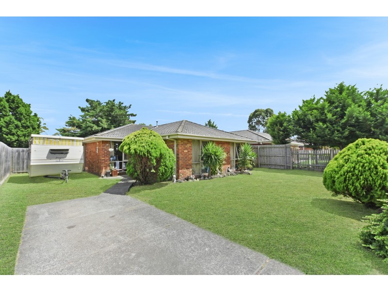 11 Ferncroft Court, Cranbourne North VIC 3977