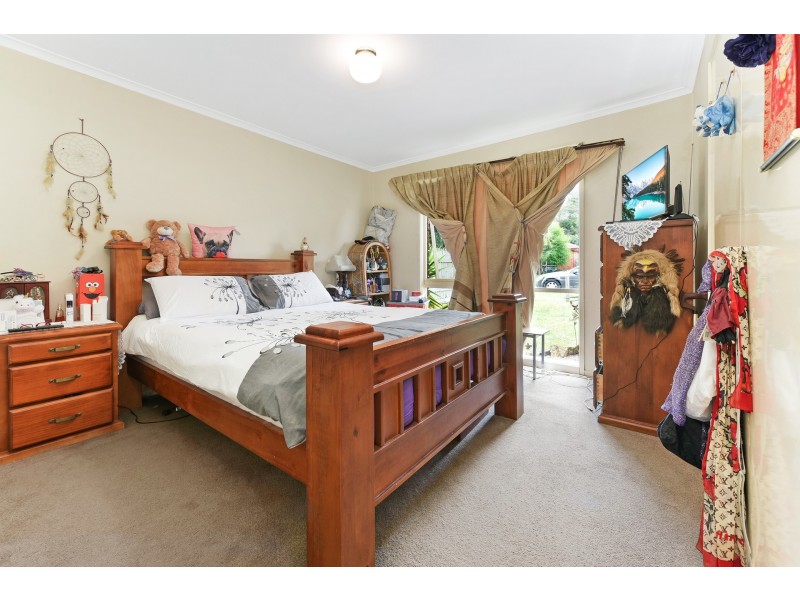 11 Ferncroft Court, Cranbourne North VIC 3977