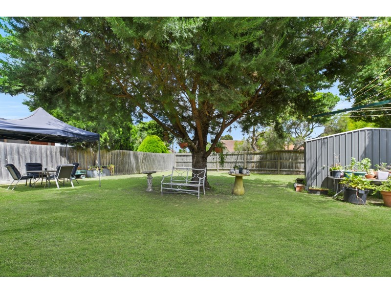 11 Ferncroft Court, Cranbourne North VIC 3977