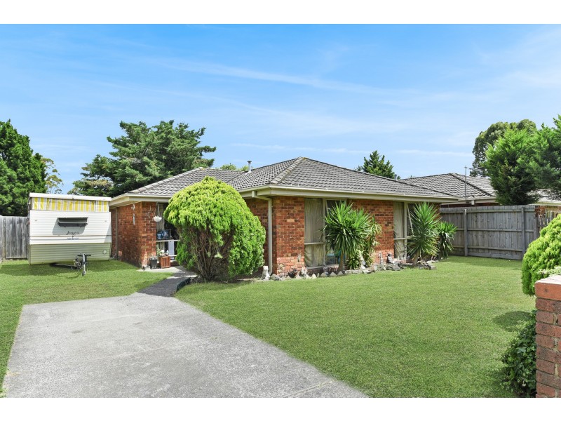 11 Ferncroft Court, Cranbourne North VIC 3977