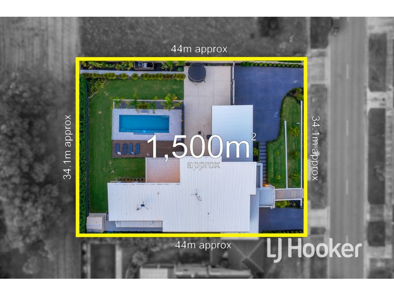 45 Cherryhills Drive, Cranbourne VIC 3977