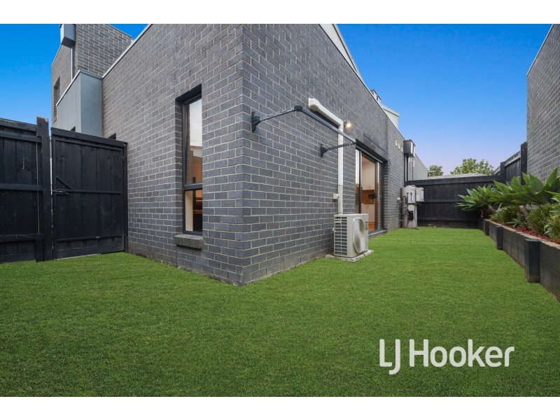 3 Agate Lane, Pakenham VIC 3810