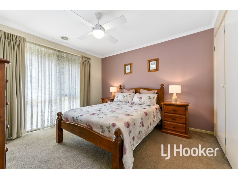 9 Rose Lane, Cranbourne VIC 3977