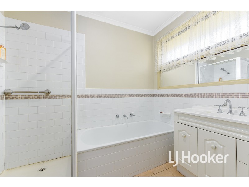 9 Rose Lane, Cranbourne VIC 3977