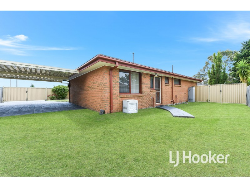 9 Rose Lane, Cranbourne VIC 3977