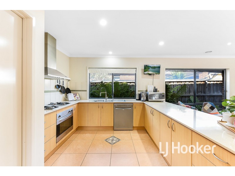 22 Wattle Valley Close, Lyndhurst VIC 3975