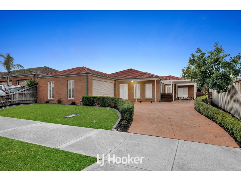 123 Majestic Boulevard, Cranbourne VIC 3977