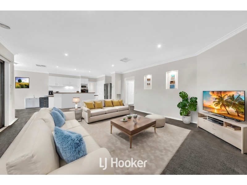 123 Majestic Boulevard, Cranbourne VIC 3977