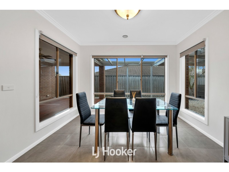 123 Majestic Boulevard, Cranbourne VIC 3977